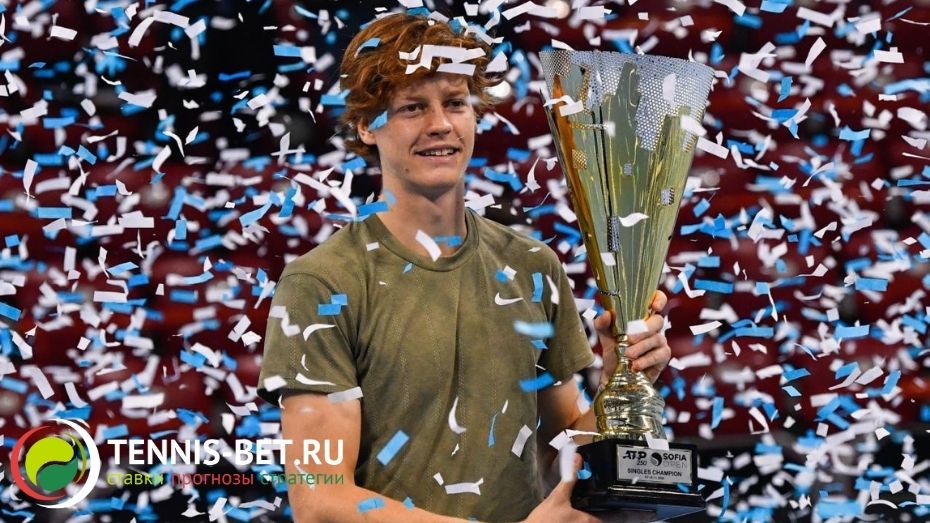 Янник Синнер c наградой за победу на ATP София